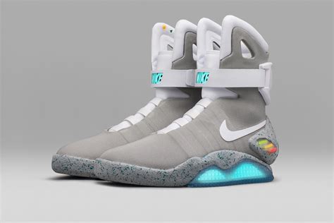 nike airmags price.